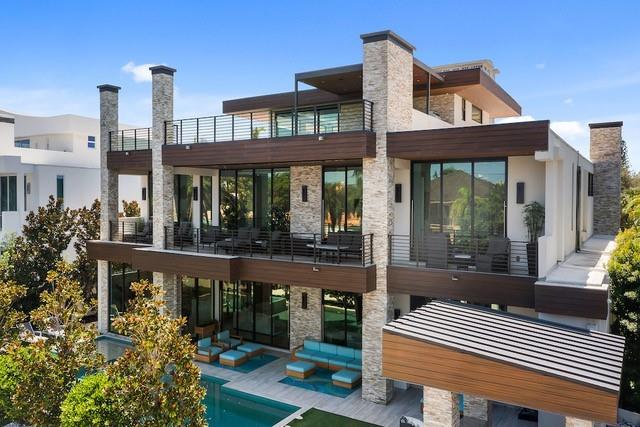 2437 Delmar Place, Fort Lauderdale, FL 33301