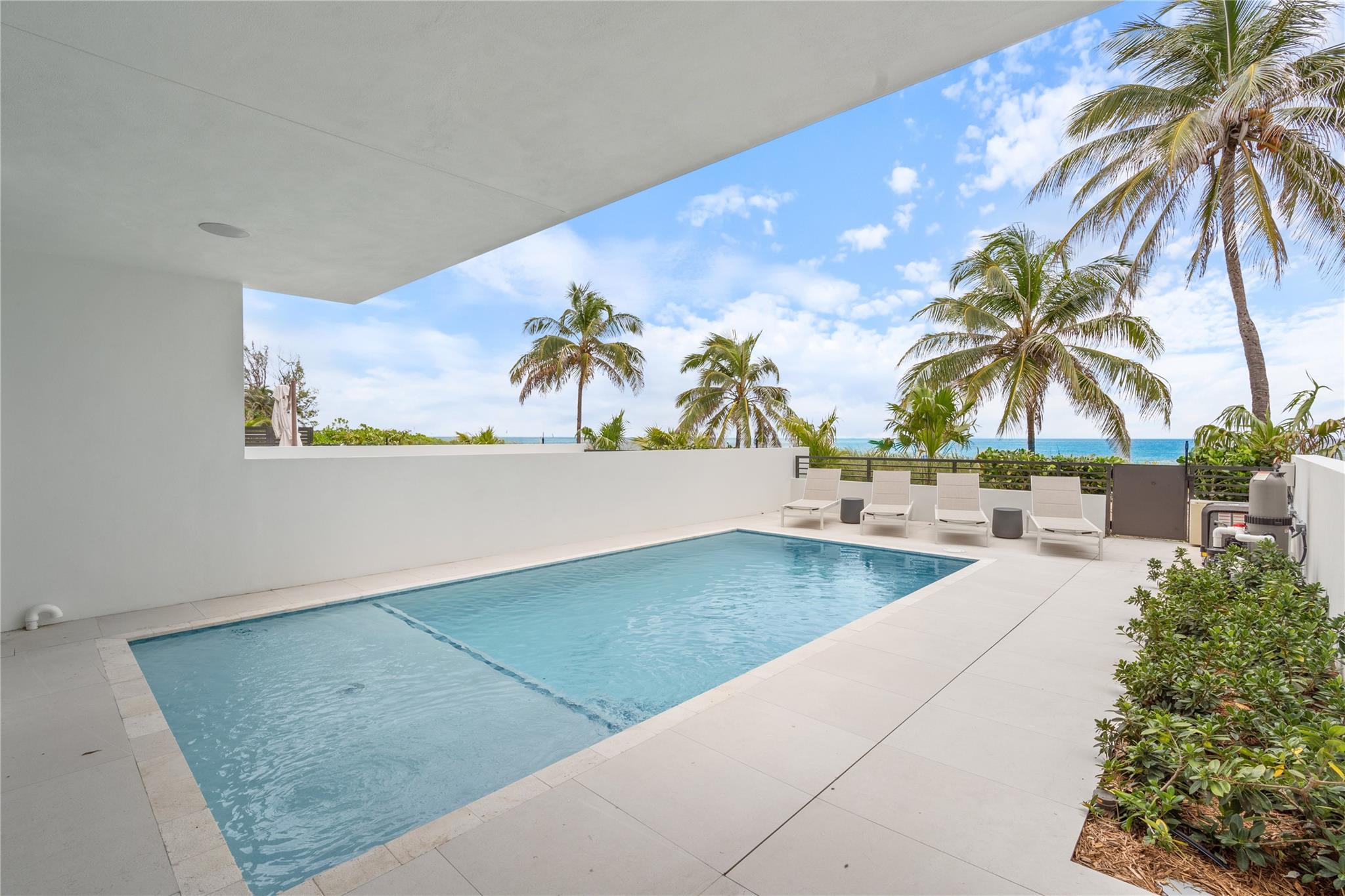 Spacious, private pool with direct access to the beach.