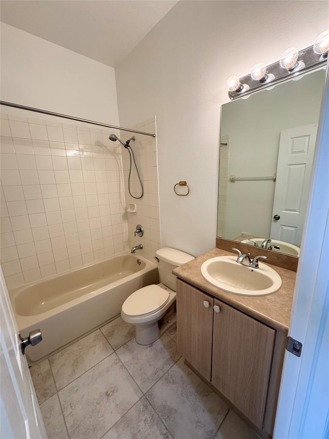 2nd bathroom