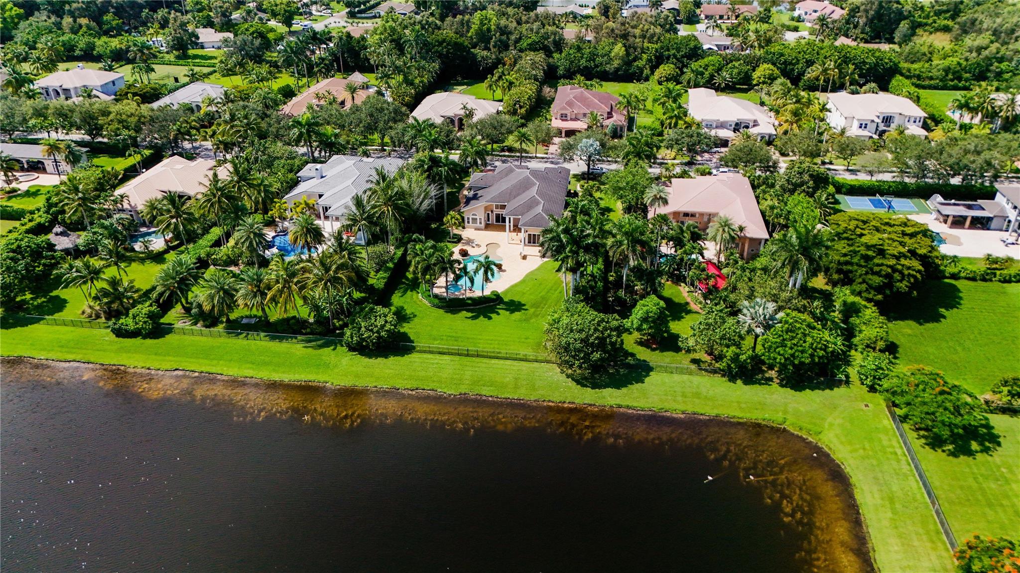 Photo for 10792 Pine Lodge Trail, Davie, FL 33328 - Listing #FX-10511577 10792 Pine Lodge Trail, Davie, FL 33328