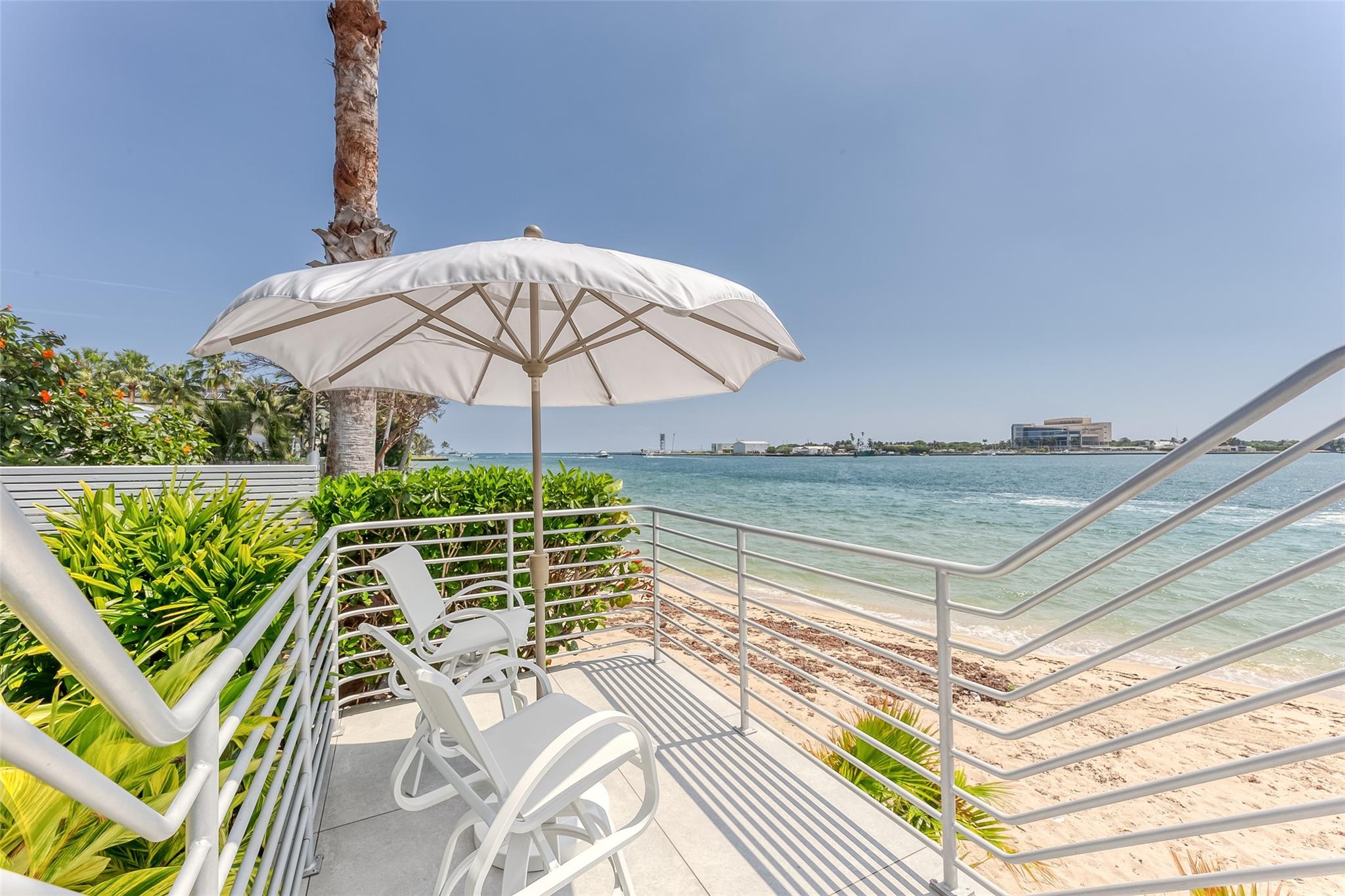 2200 Inlet Drive, Fort Lauderdale, FL 33316