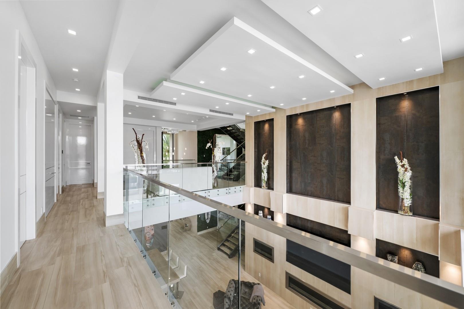 2437 Delmar Place, Fort Lauderdale, FL 33301