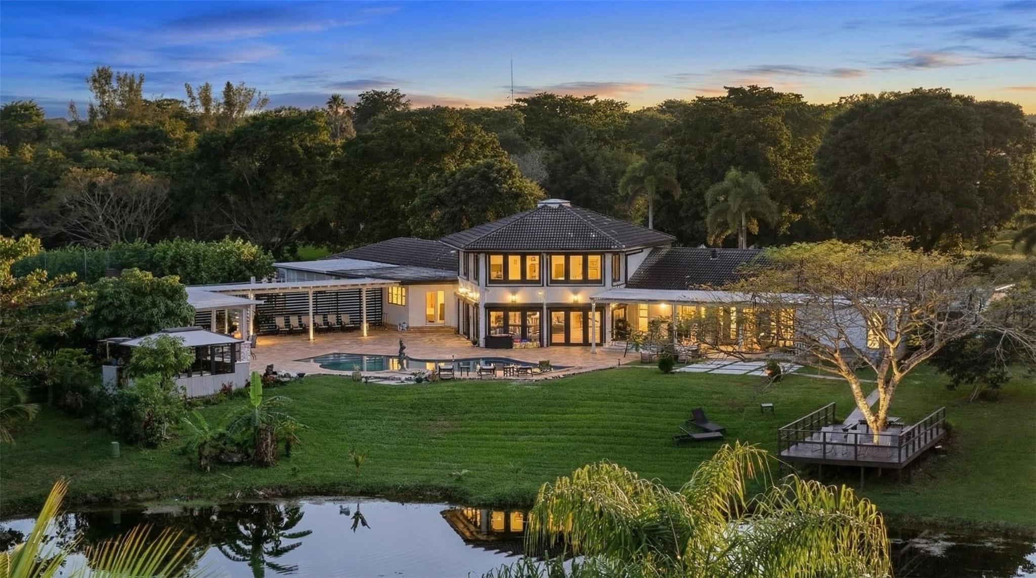 4131 NW 99th Avenue, Coral Springs, FL 33065