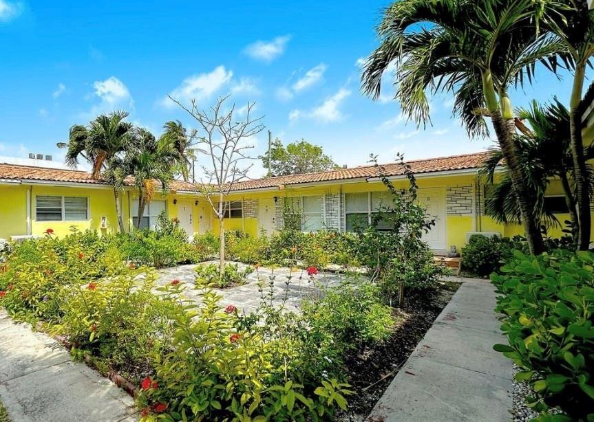 1125 NE 80th Street, Miami, FL 33138