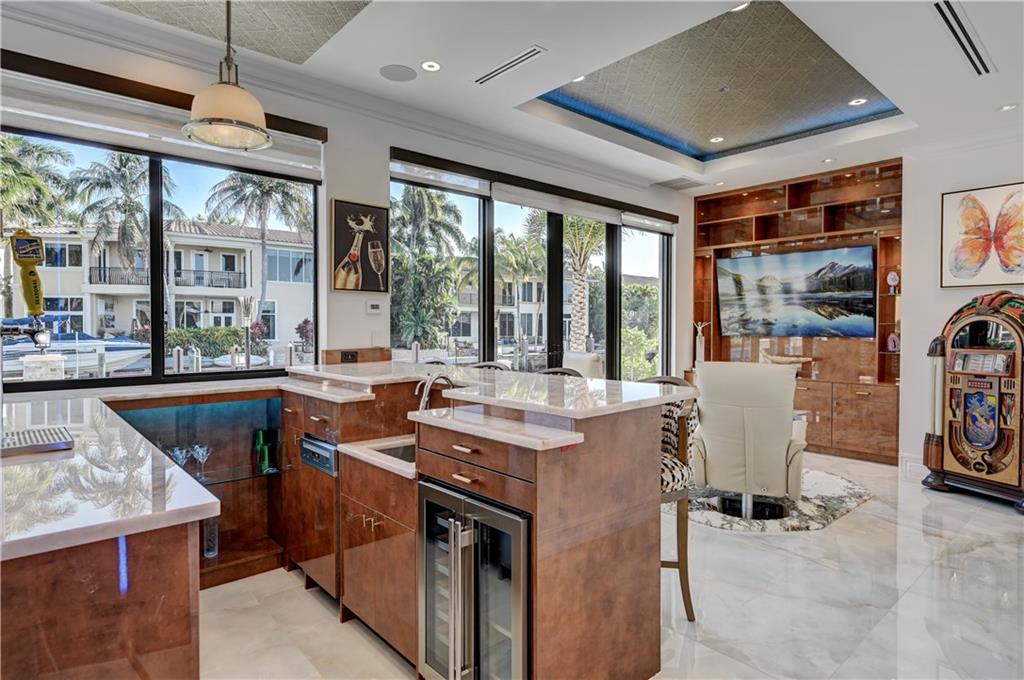 2900 NE 8 Avenue, Boca Raton, FL 33431