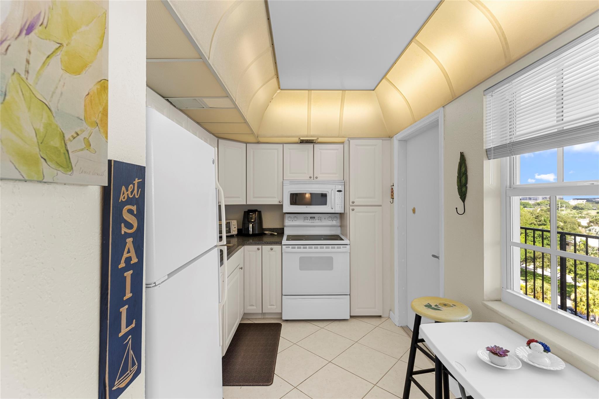 Photo for 3100 N Palm Aire Drive, 803, Pompano Beach, FL 33069 - Listing #FX-10522657 3100 N Palm Aire Drive, 803, Pompano Beach, FL 33069
