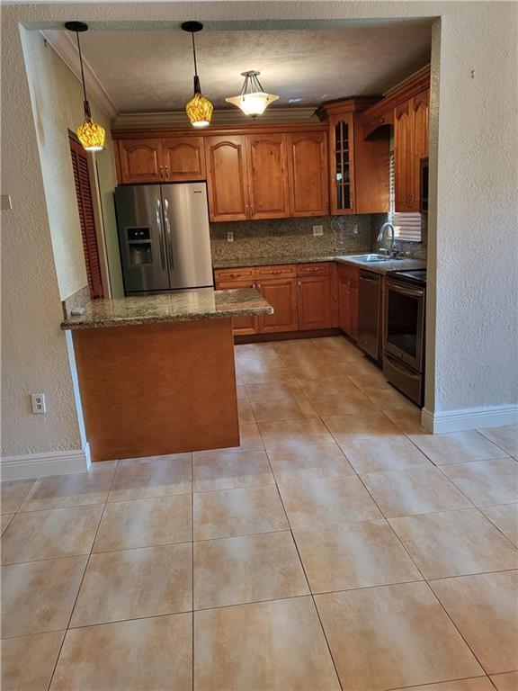 780 NE 199th Street E 101, Miami, FL 33179