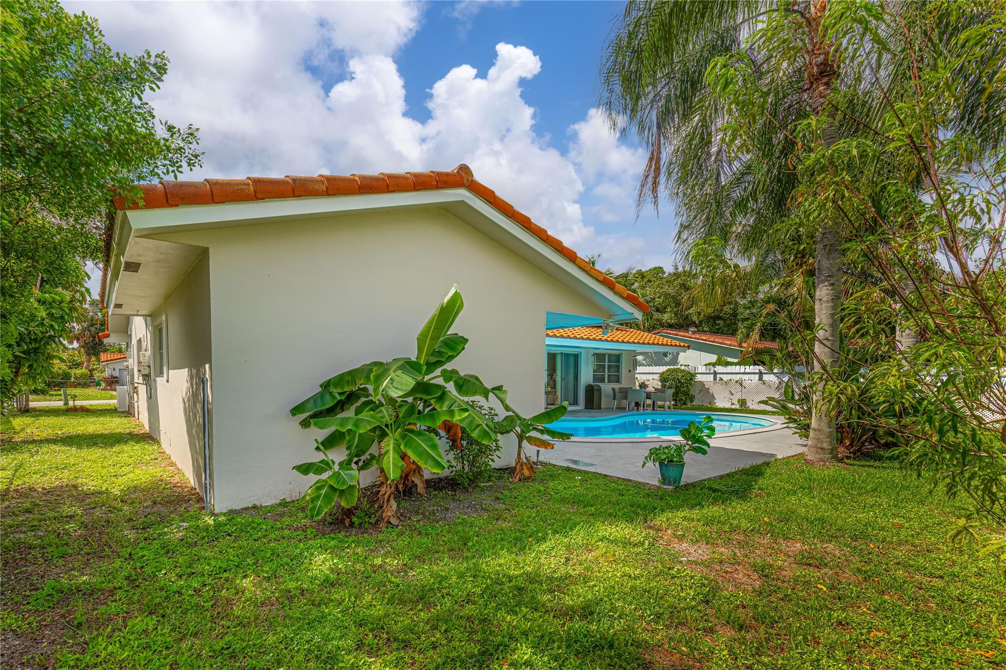 7505 NW 40th Place, Coral Springs, FL 33065