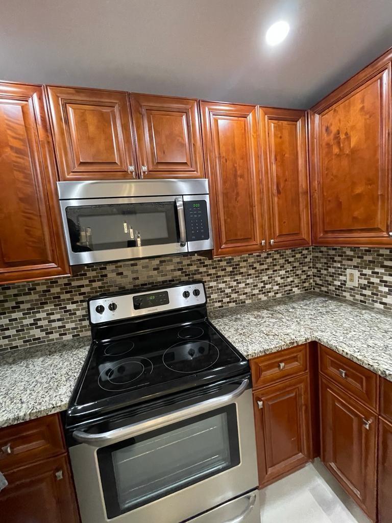 11660 NW 45 Street 1, Coral Springs, FL 33065