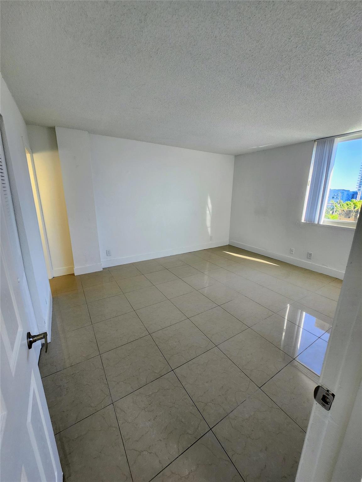 9001 SW 77th Avenue C803, Miami, FL 33156