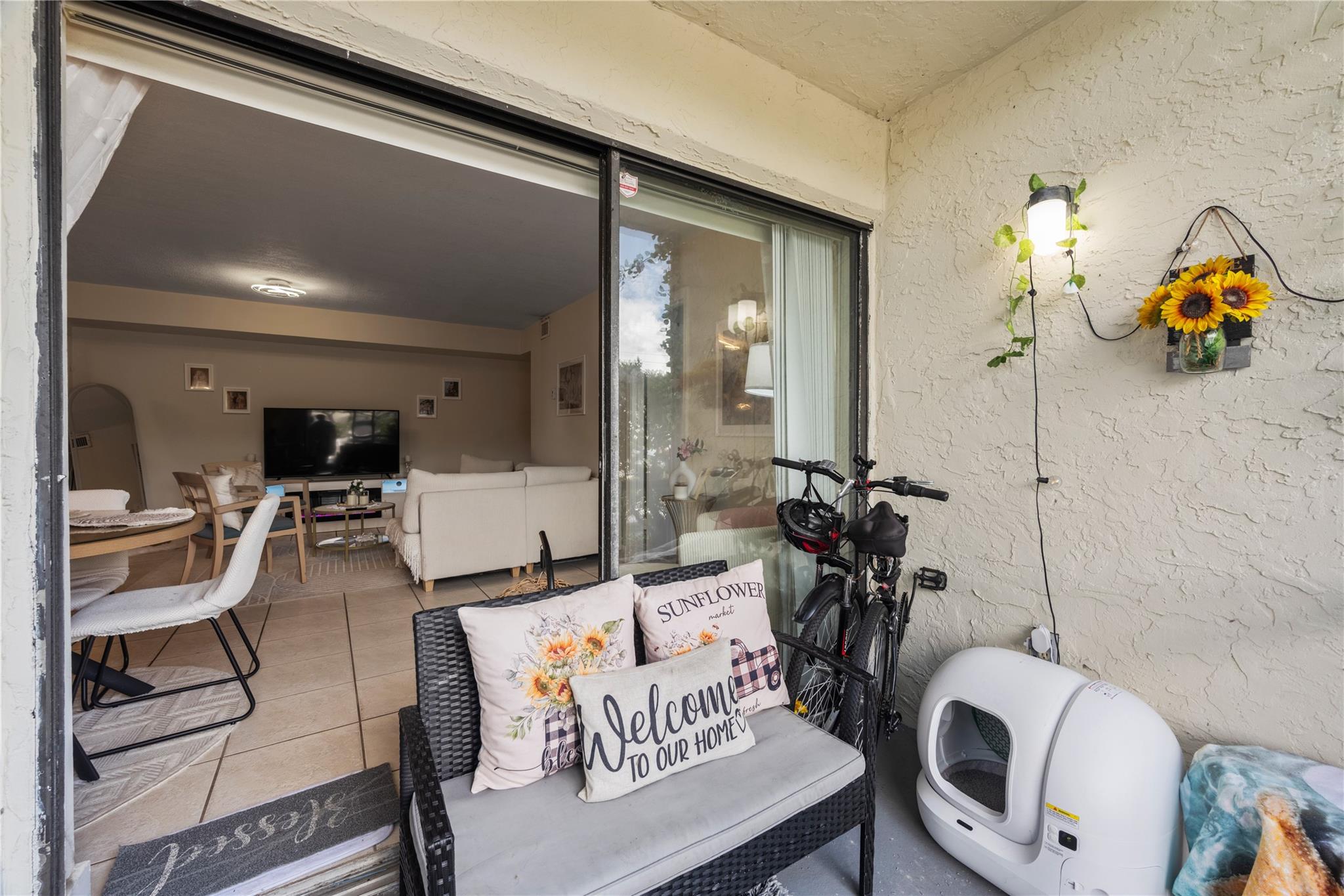 10710 Royal Palm Boulevard 2-2, Coral Springs, FL 33065