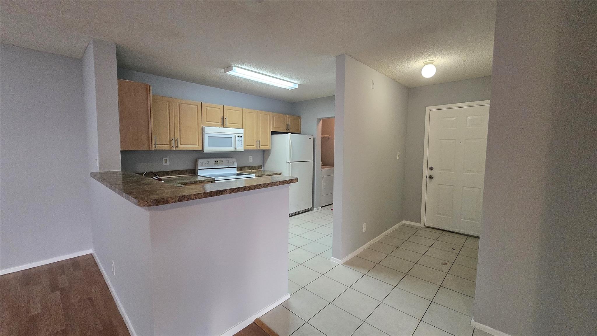 11205 W Atlantic Boulevard 305, Coral Springs, FL 33071