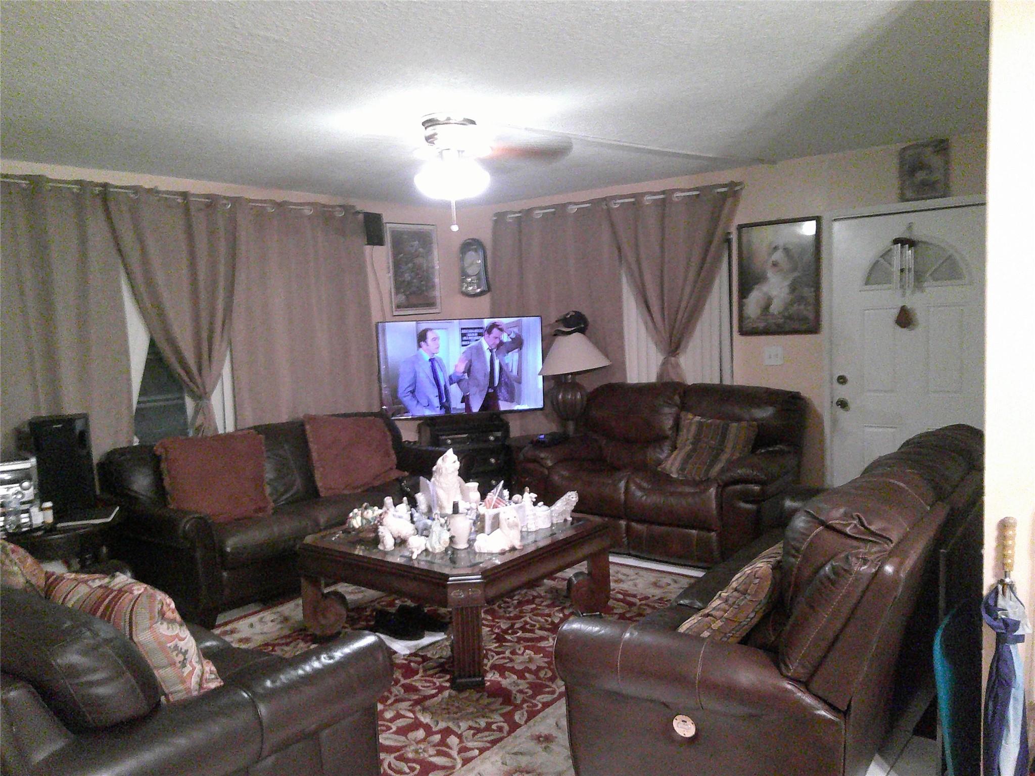 20311 NE 2nd Avenue 18, Miami, FL 33179