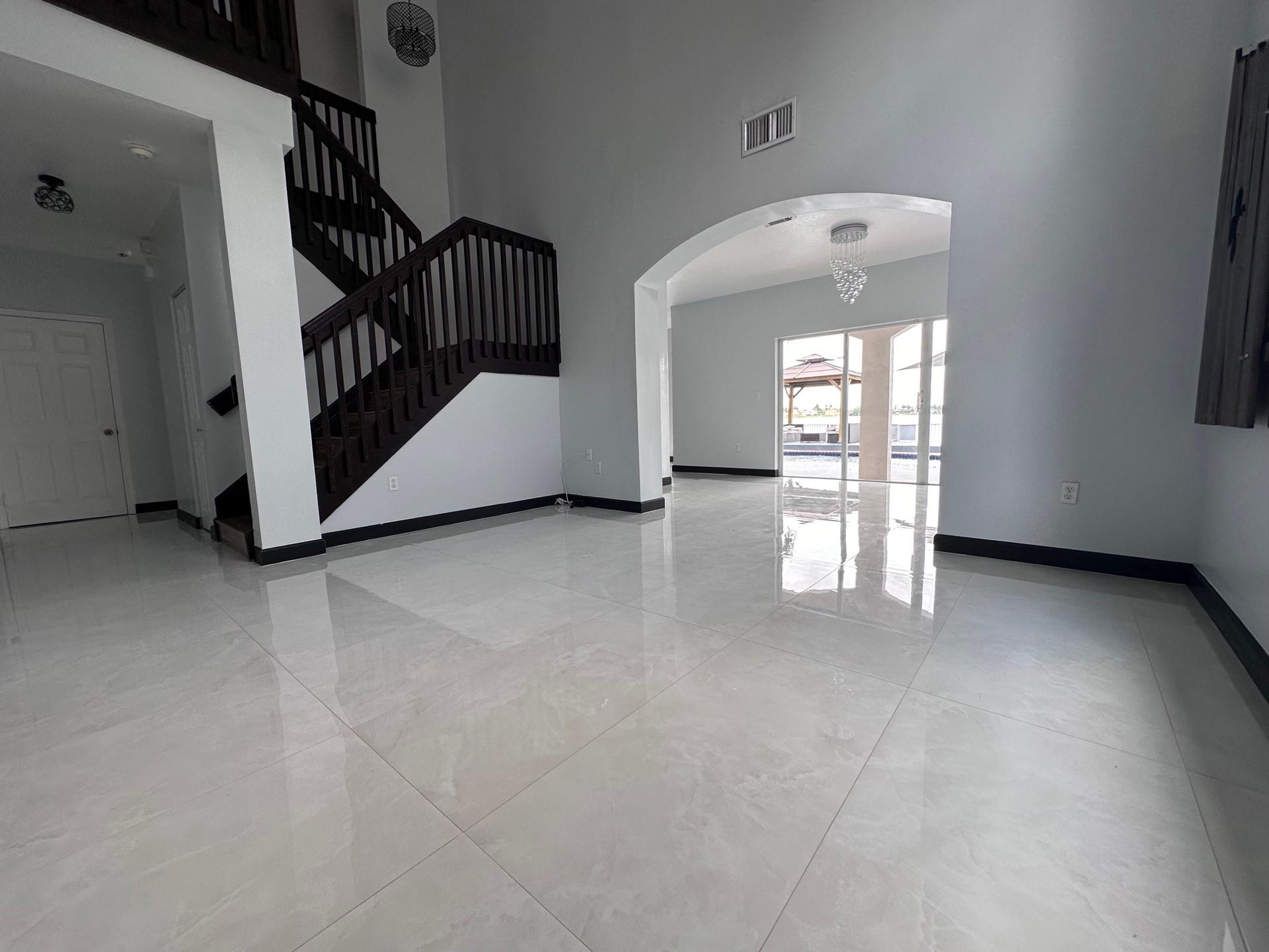 14024 SW 132nd Avenue, Miami, FL 33186