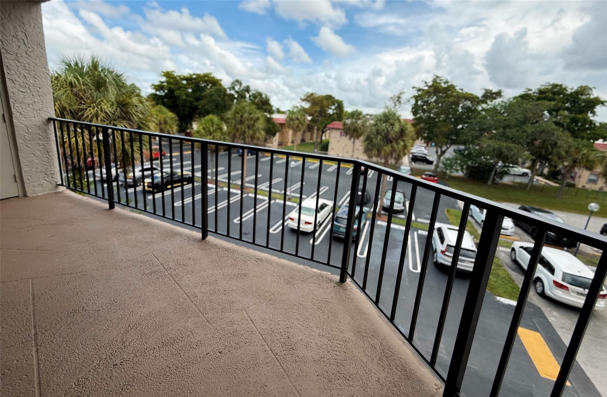 3100 Riverside Drive 307, Coral Springs, FL 33065