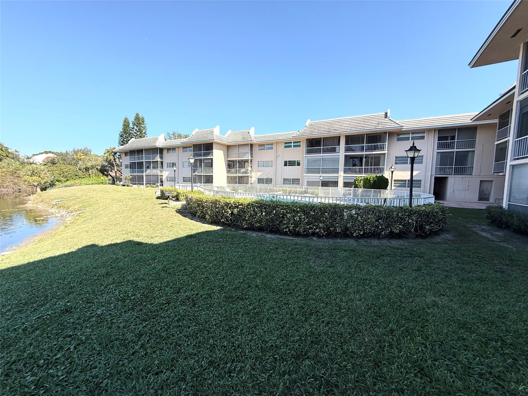 2850 Forest Hills Boulevard 214, Coral Springs, FL 33065