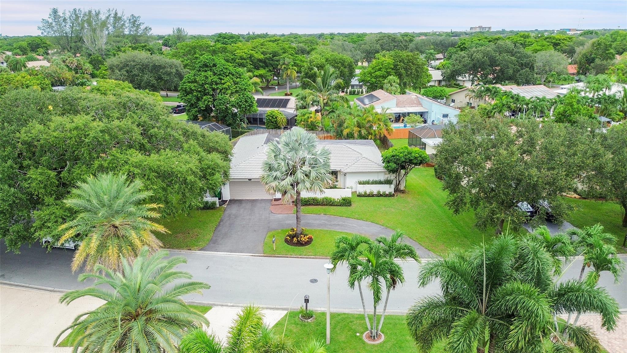 Photo for 2014 NW 102nd Terrace, Coral Springs, FL 33071 - Listing #FX-10524328 2014 NW 102nd Terrace, Coral Springs, FL 33071