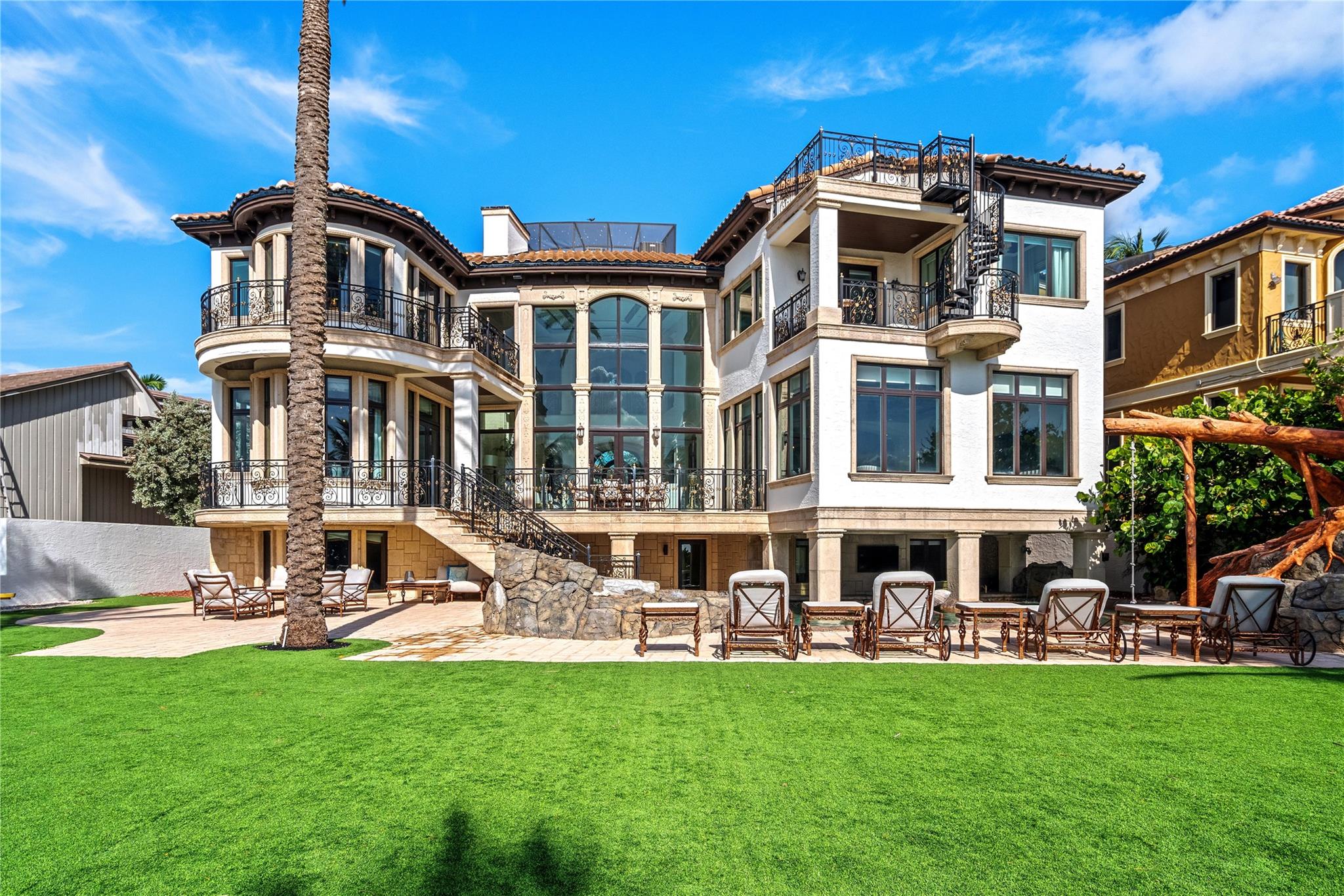 2306 Bay Drive, Pompano Beach, FL 33062