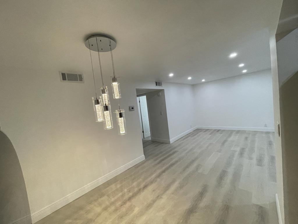 11660 NW 45 Street 1, Coral Springs, FL 33065