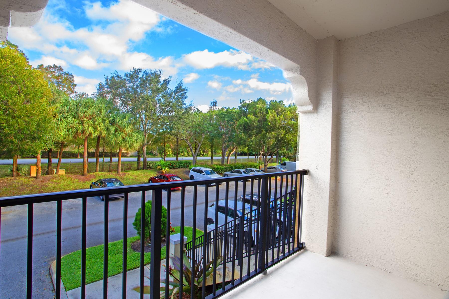 5860 W Sample Road 204, Coral Springs, FL 33067