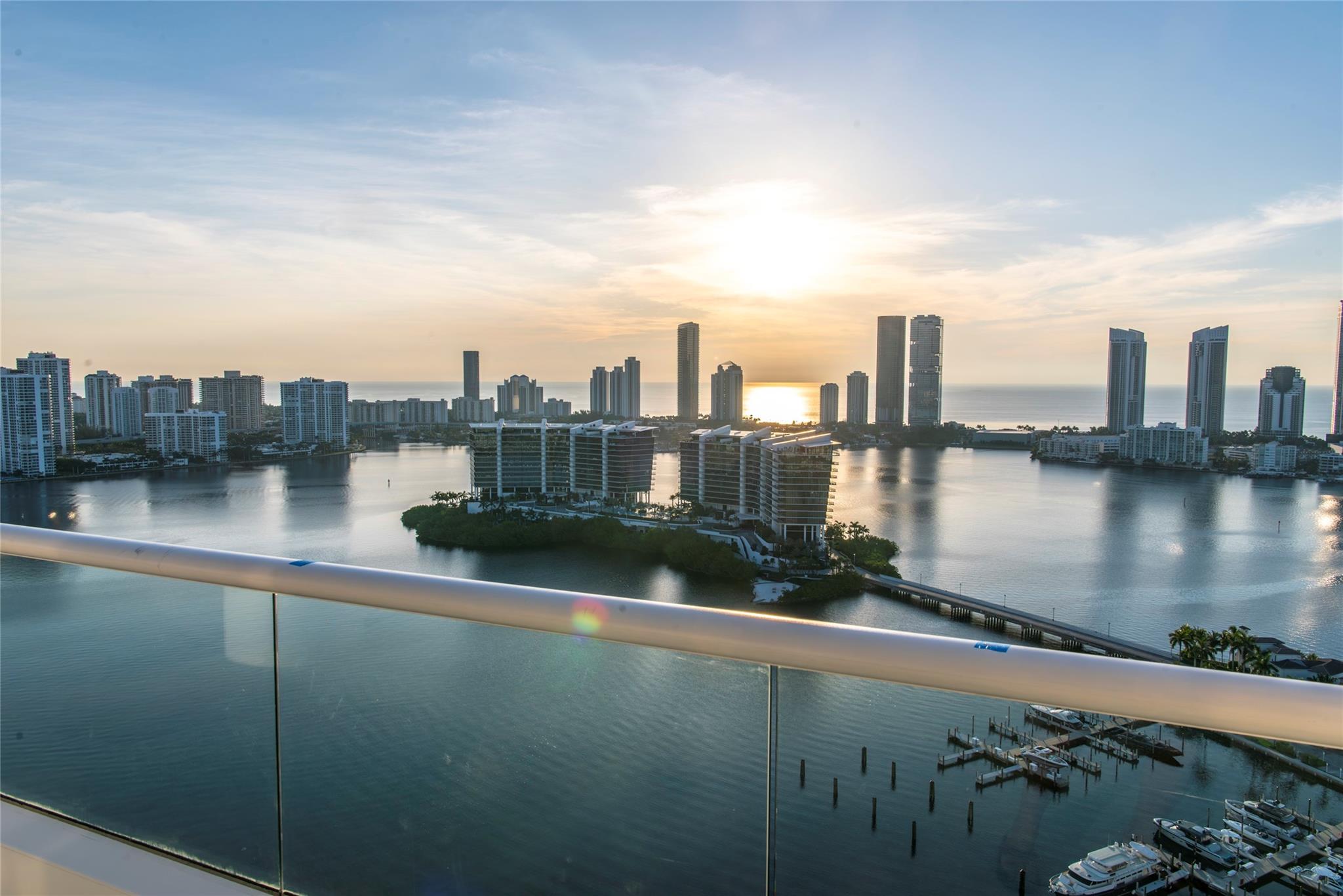 Photo for 7000 Island Boulevard, PH-06, Aventura, FL 33160 - Listing #FX-10485517 7000 Island Boulevard, PH-06, Aventura, FL 33160