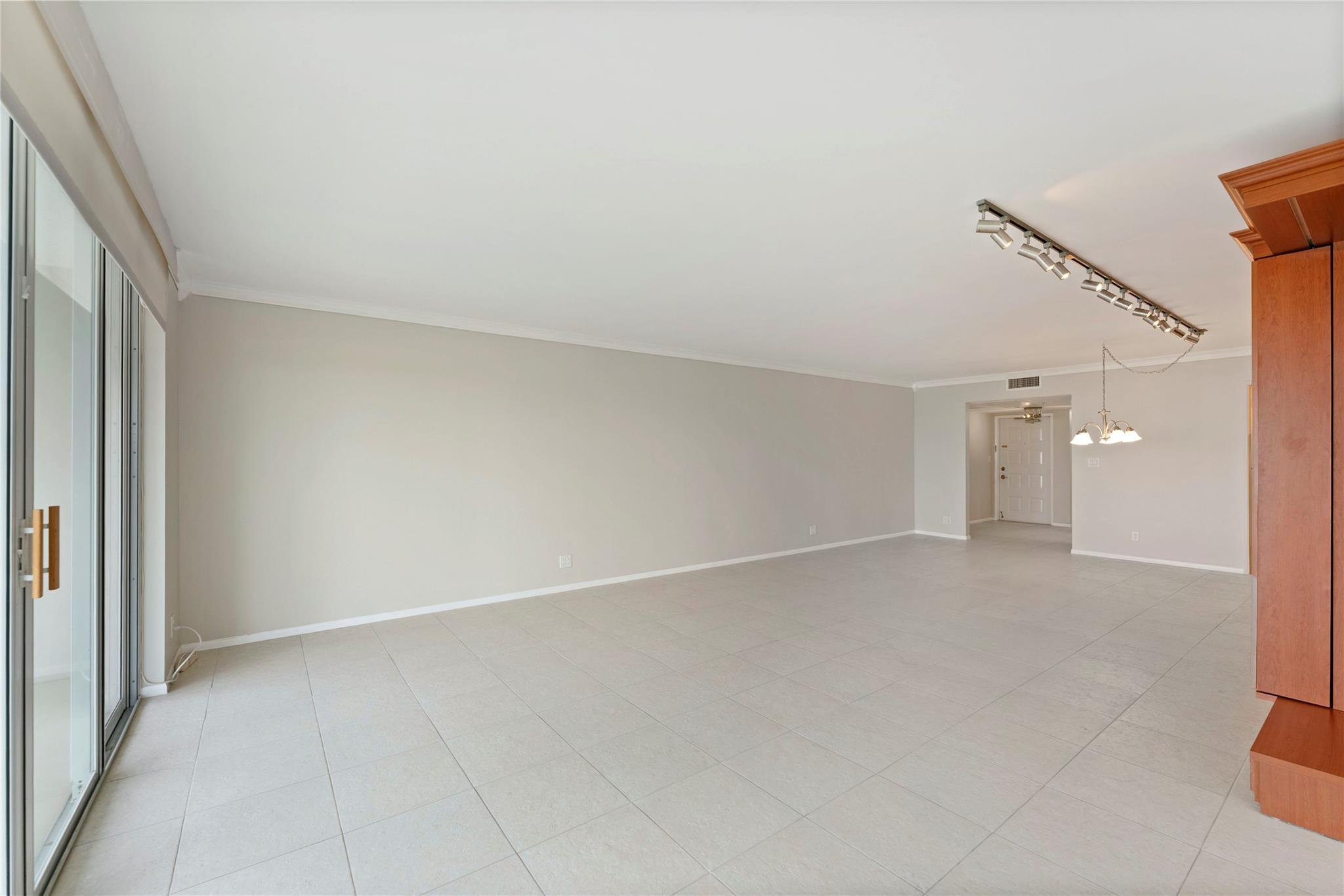 Photo for 3095 N Course Drive, 807, Pompano Beach, FL 33069 - Listing #FX-10508002 3095 N Course Drive, 807, Pompano Beach, FL 33069