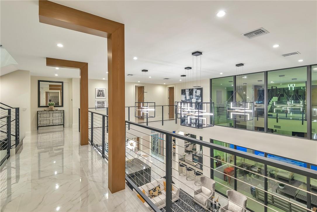 2 Fiesta Way, Fort Lauderdale, FL 33301