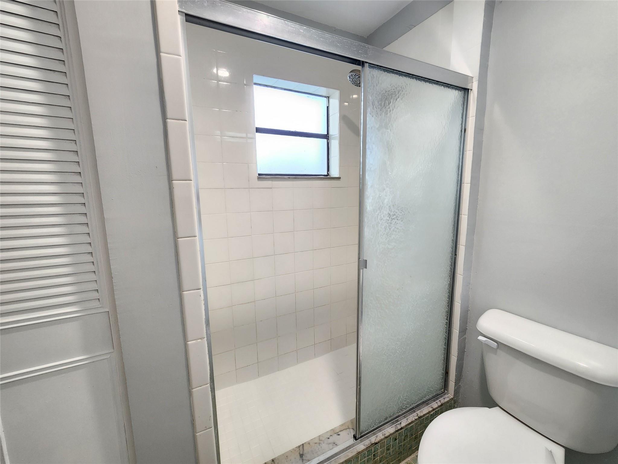 9150 NW 38th Drive 106, Coral Springs, FL 33065