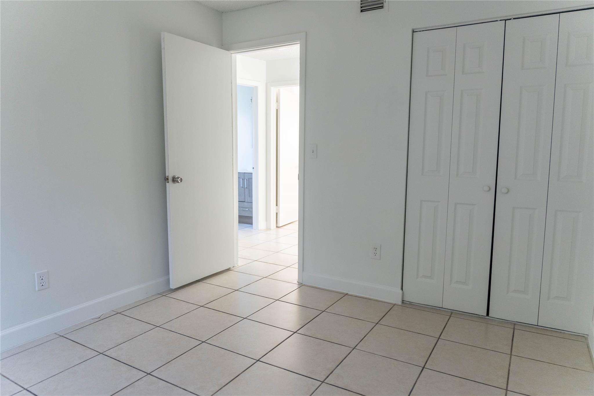 11680 NW 39th Street, Coral Springs, FL 33065