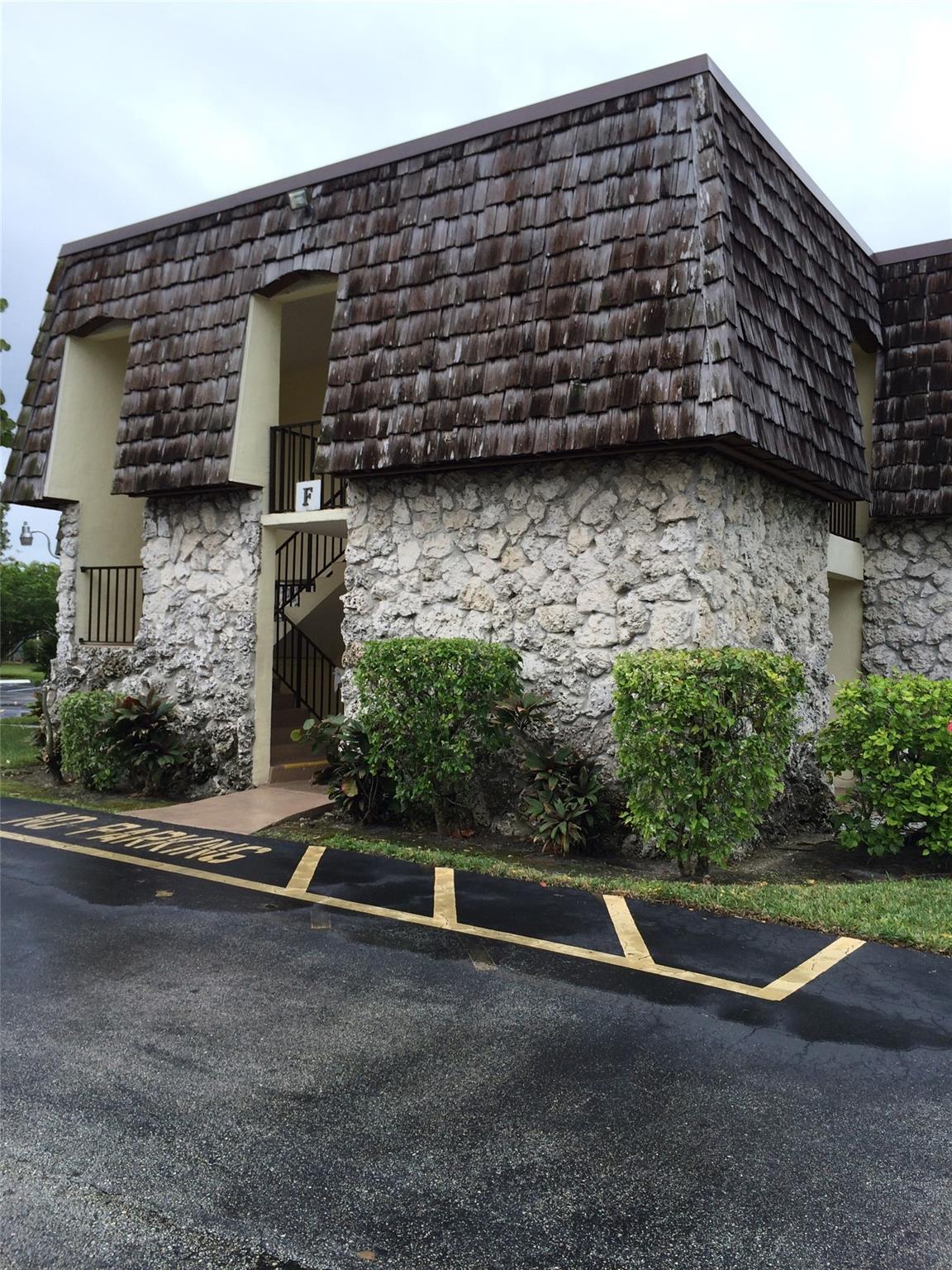 Photo for 3111 Oakland Shores Drive, F110, Oakland Park, FL 33309 - listing #FX-10535173 3111 Oakland Shores Drive, F110, Oakland Park, FL 33309