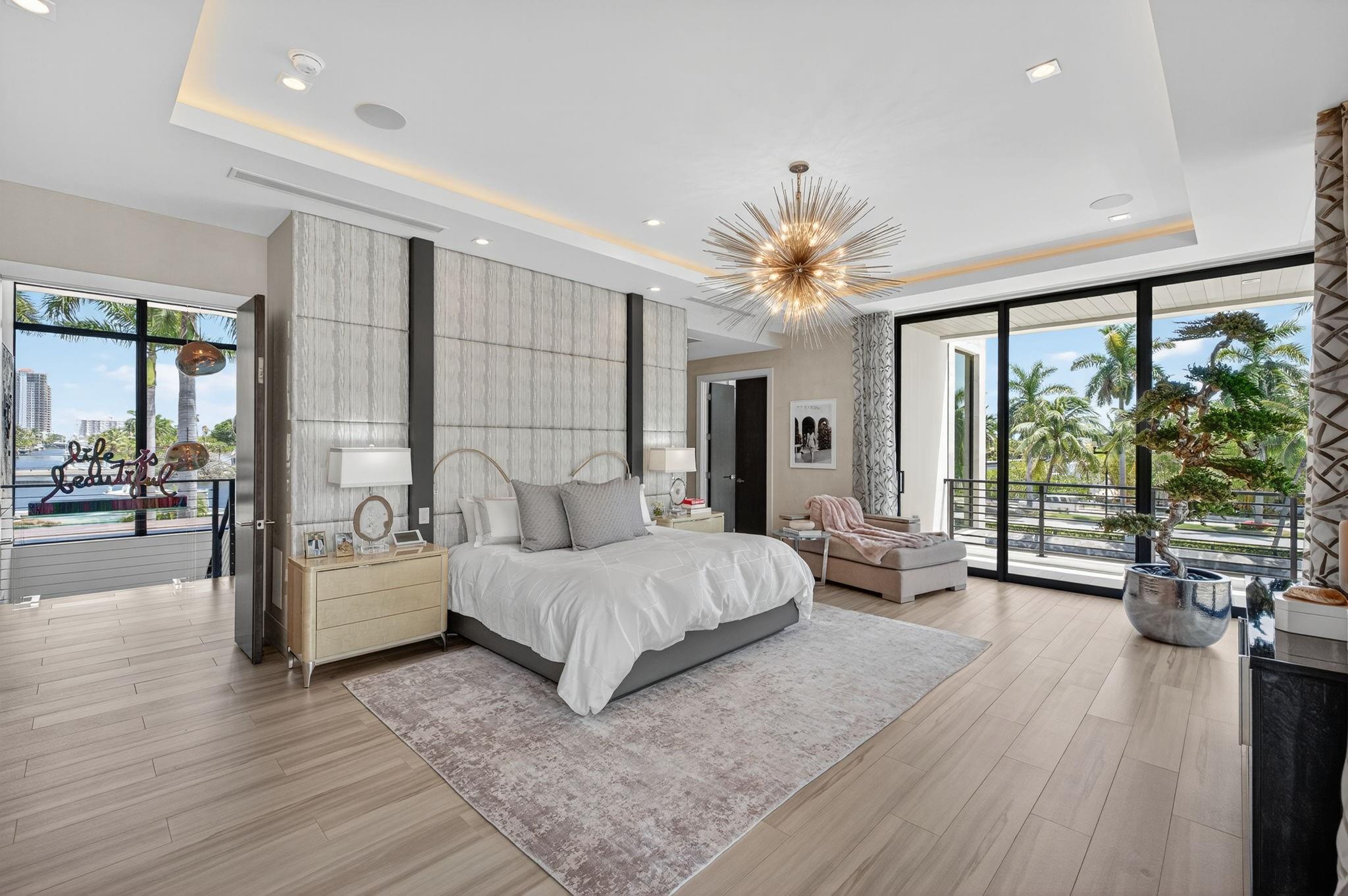 1 Royal Palm Drive, Fort Lauderdale, FL 33301