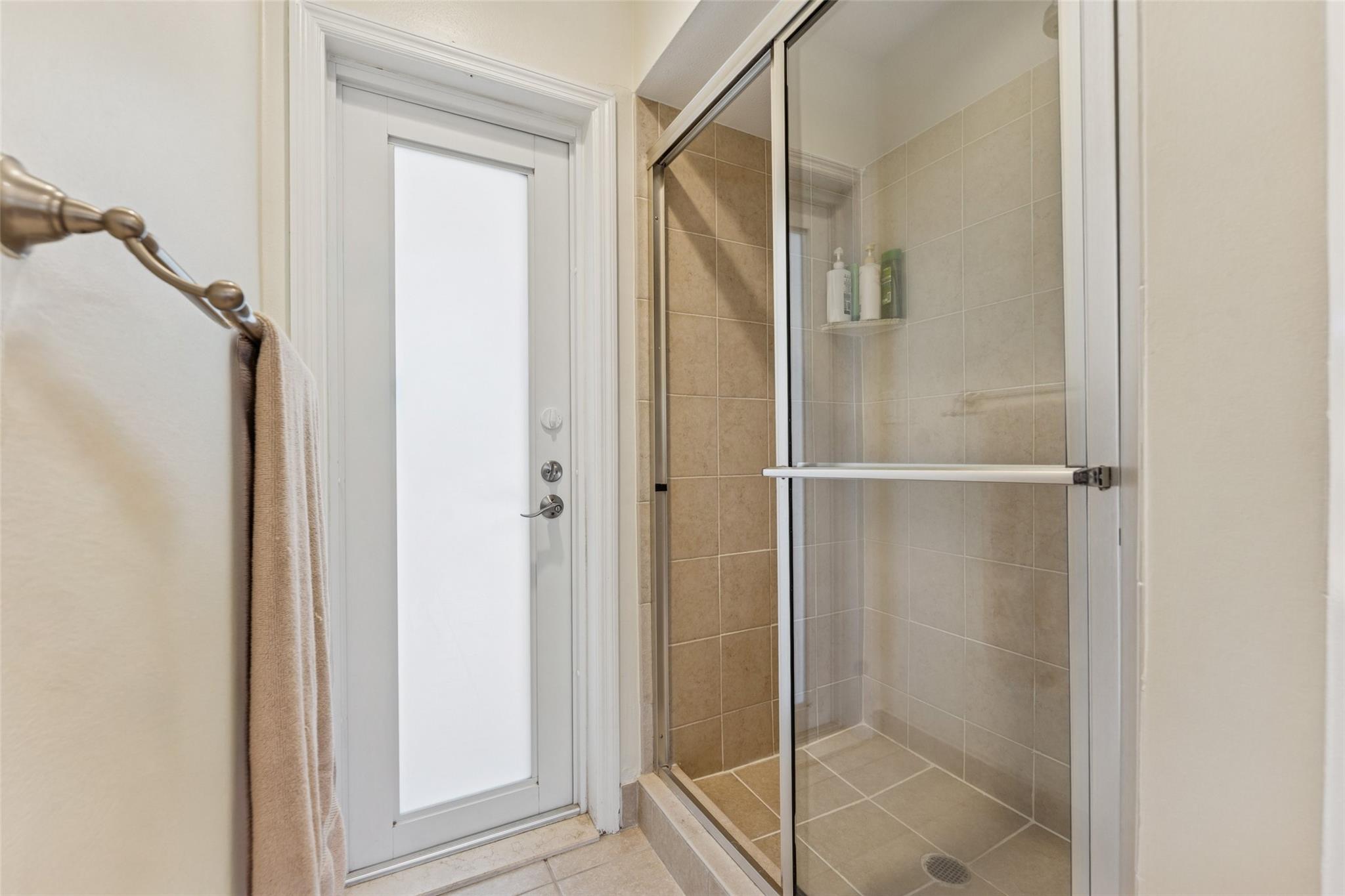 128 NW 110th Way, Coral Springs, FL 33071