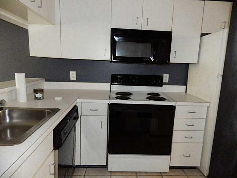 1172 Coral Club Drive 1172, Coral Springs, FL 33071