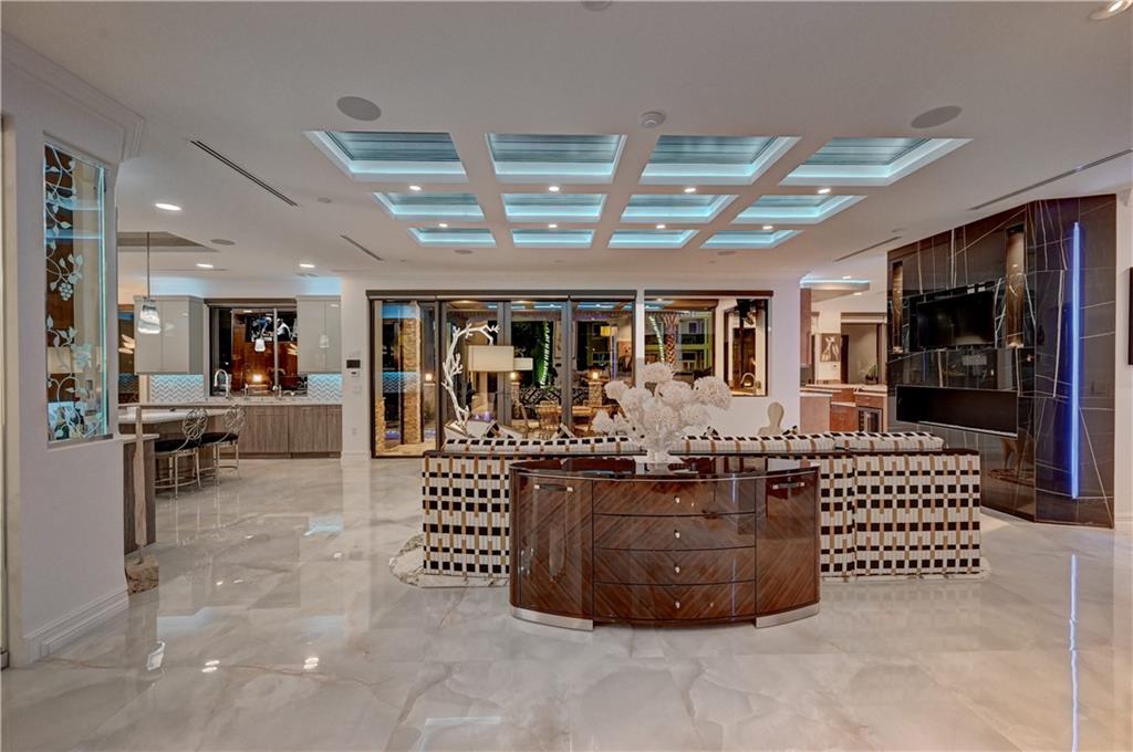 2900 NE 8 Avenue, Boca Raton, FL 33431