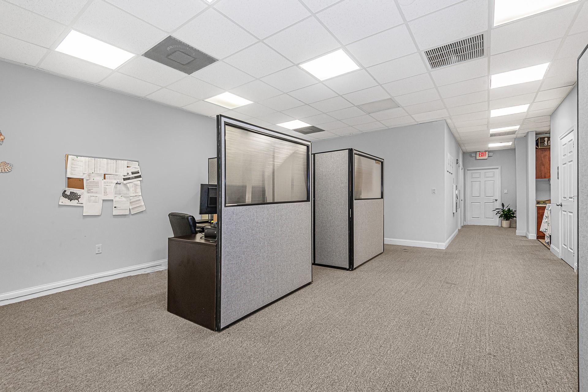 7301 Wiles Road 203, Coral Springs, FL 33067