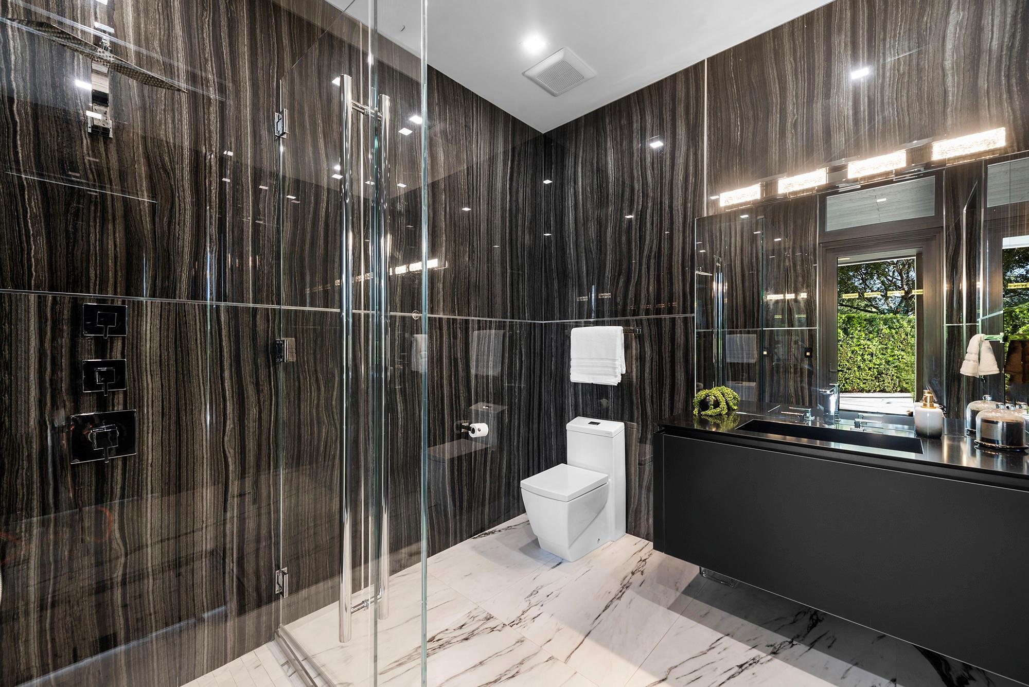 4041 Country Club Lane, Fort Lauderdale, FL 33308