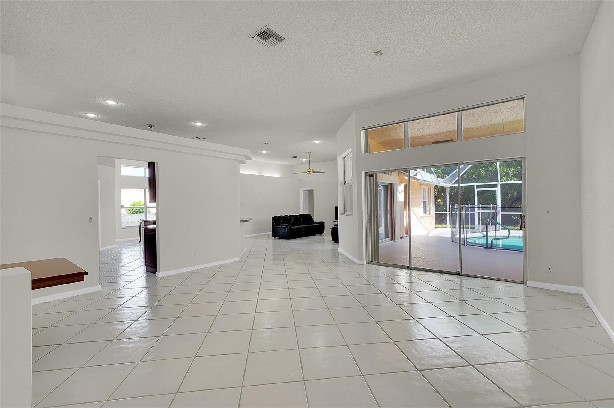 5743 NW 100th Way, Coral Springs, FL 33076