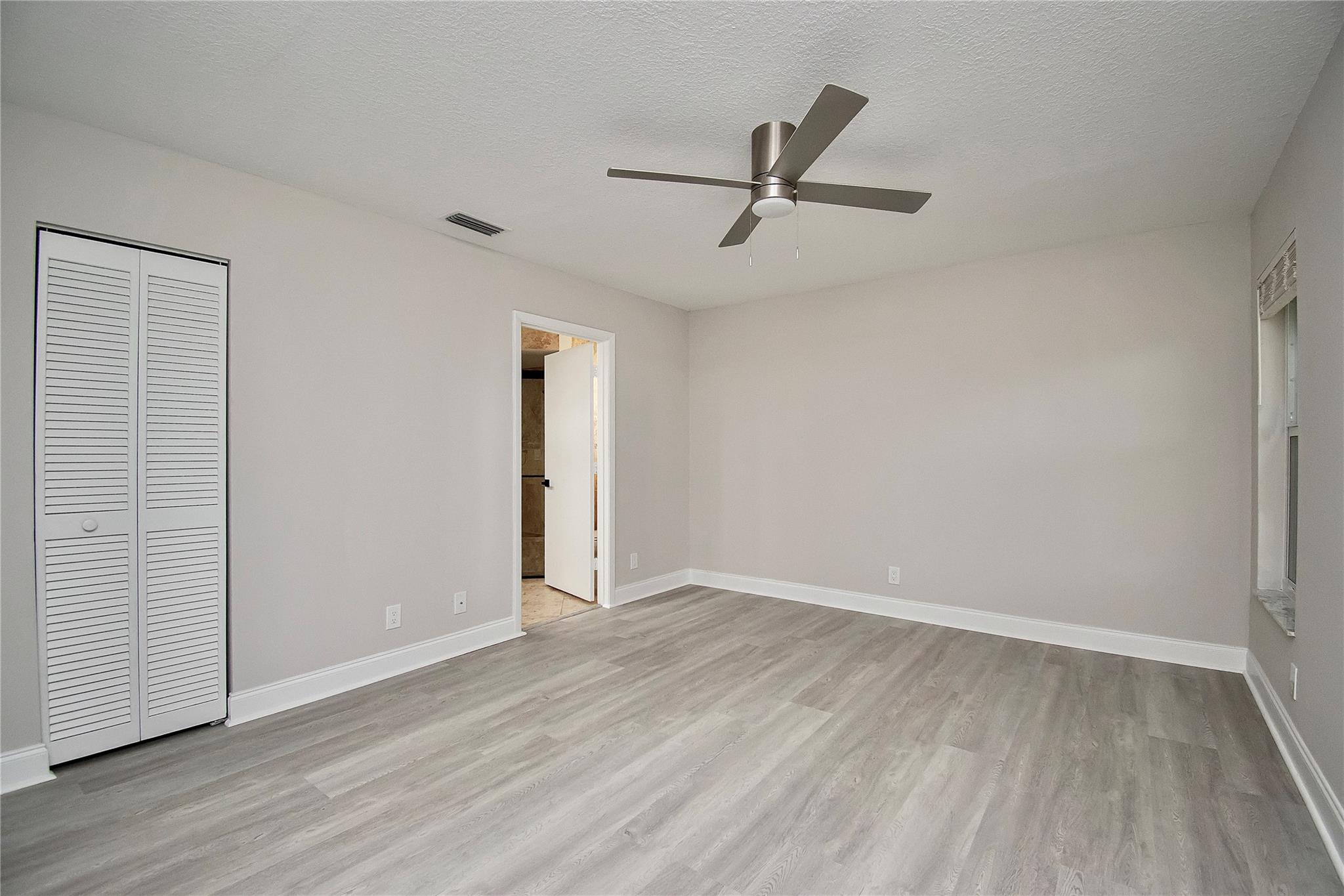 9107 Chatsworth Cascades Circle, Boca Raton, FL 33434