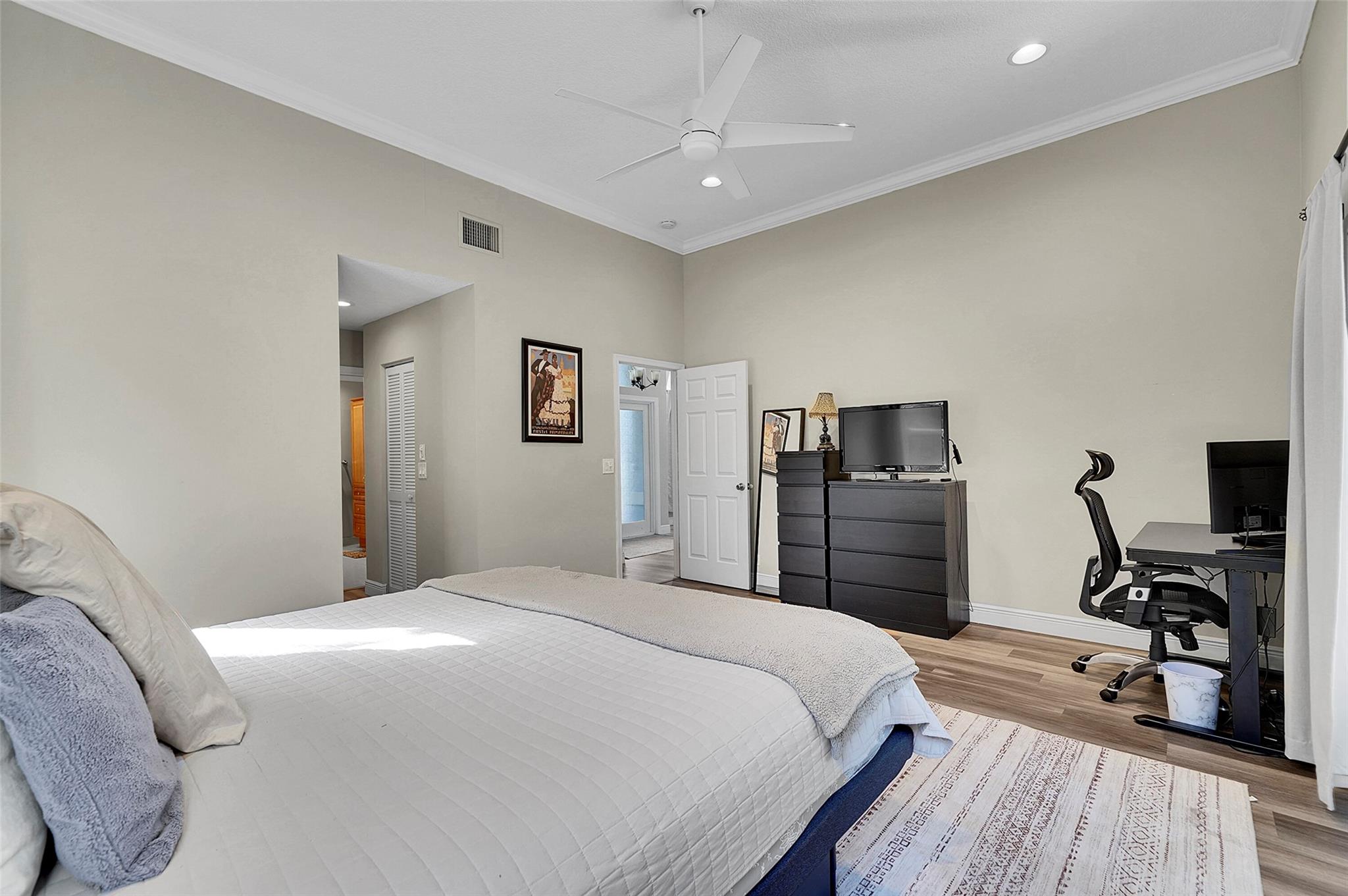 4983 NW 107th Avenue, Coral Springs, FL 33076