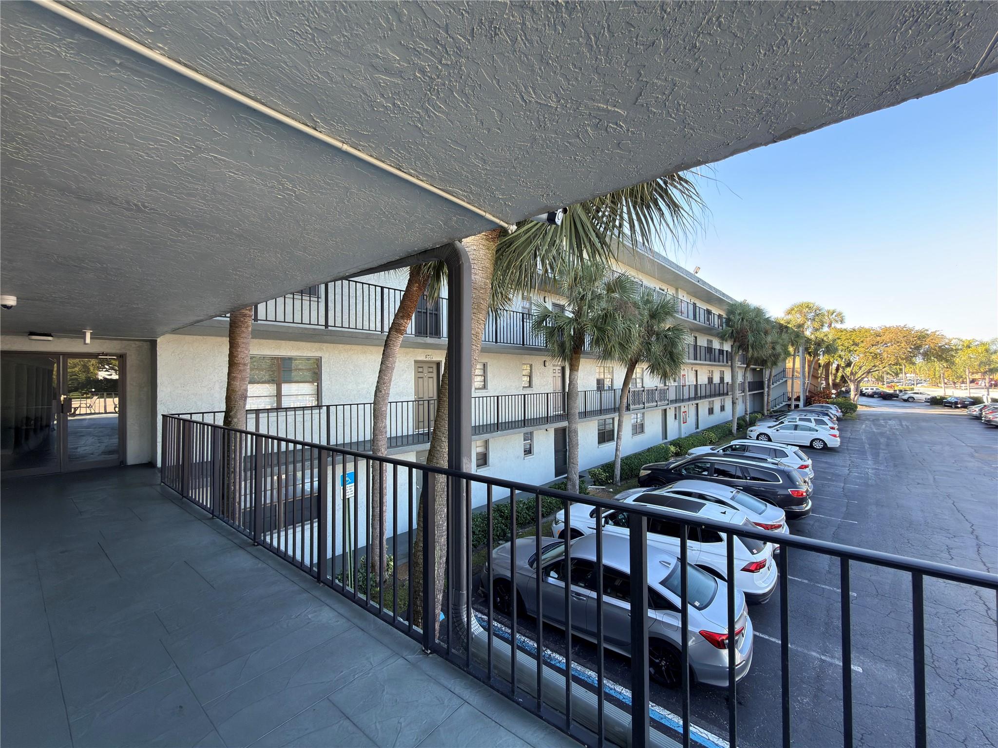 9440 SW 8 Street 208, Boca Raton, FL 33428