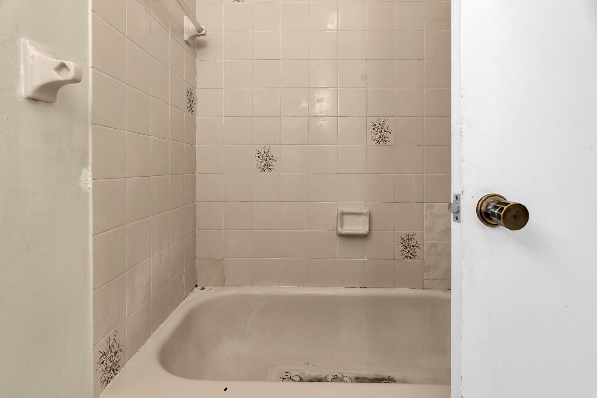 602 SW 99th Place, Miami, FL 33174