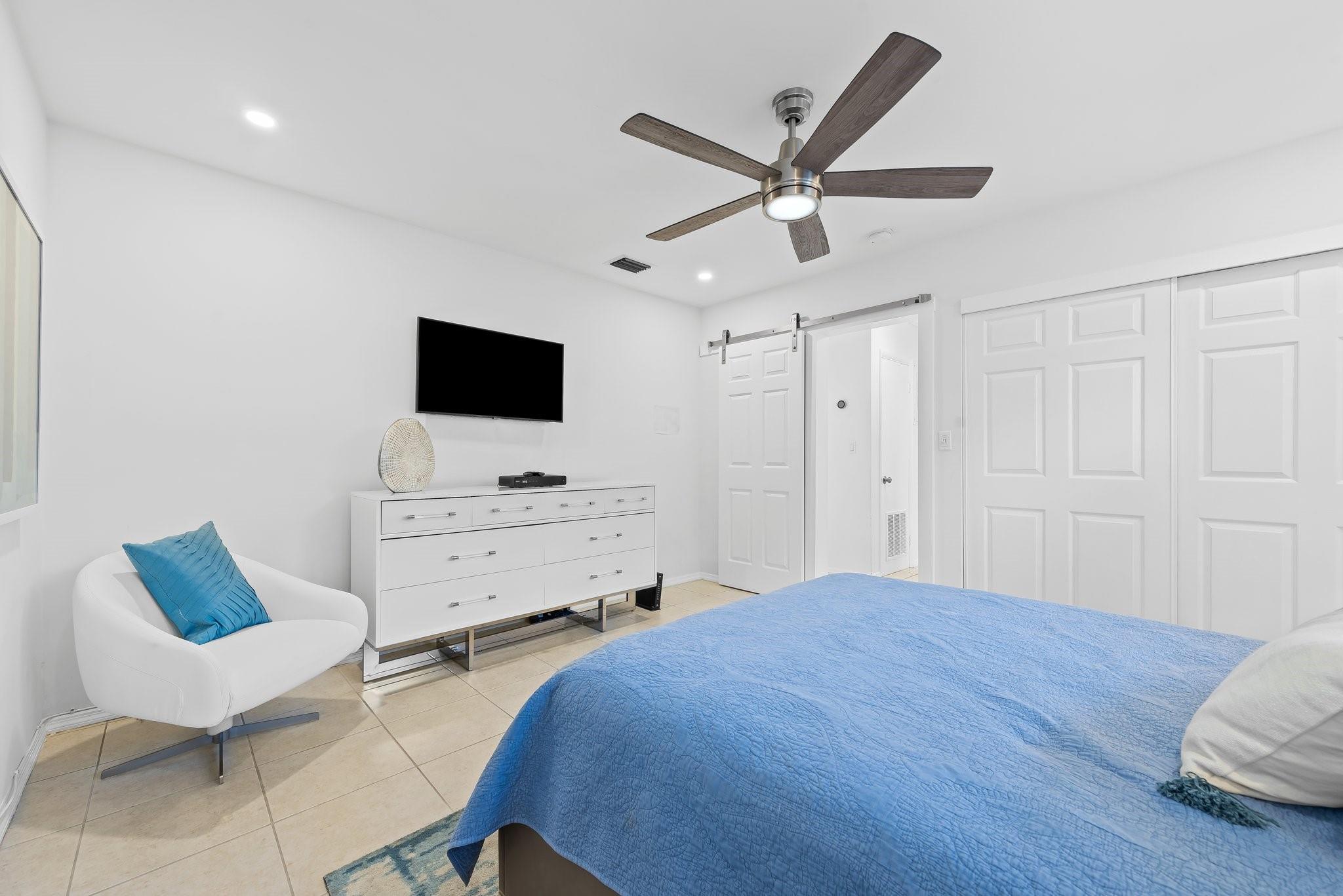 Photo for 843 NE 17th Avenue, Fort Lauderdale, FL 33304 - Listing #FX-10506370 843 NE 17th Avenue, Fort Lauderdale, FL 33304