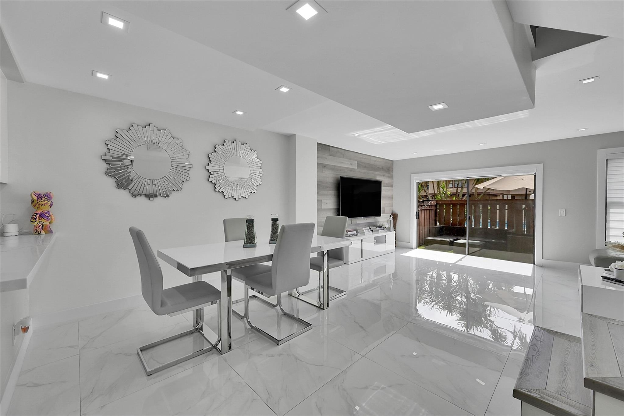 9962 Royal Palm Boulevard 9962, Coral Springs, FL 33065