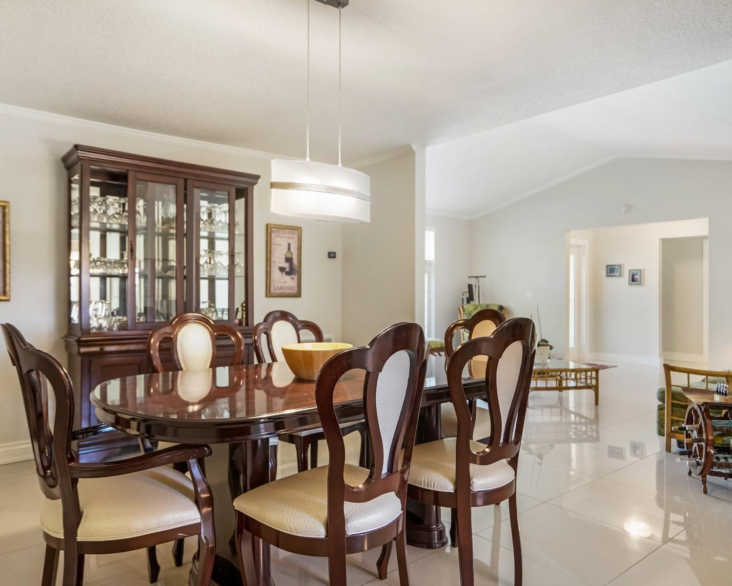 906 NW 83rd Drive, Coral Springs, FL 33071