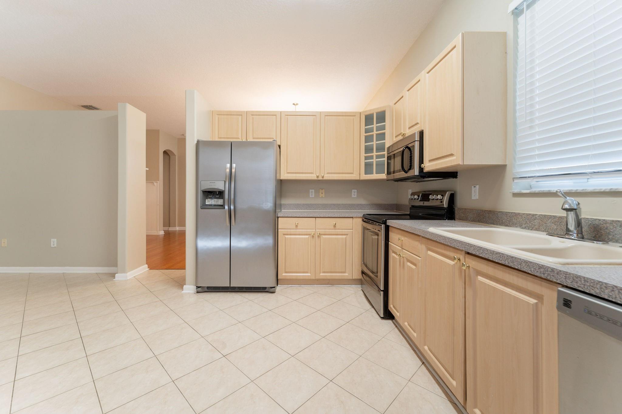 Photo for 6359 Stonehurst Circle, Lake Worth, FL 33467 - Listing #FX-10528195 6359 Stonehurst Circle, Lake Worth, FL 33467
