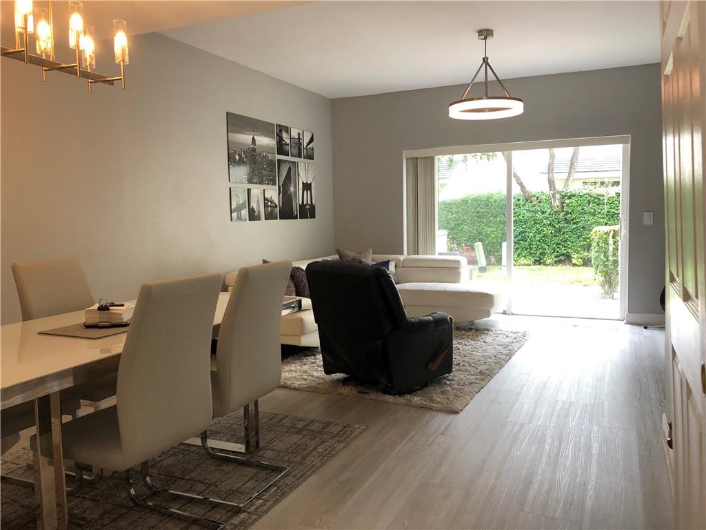 9960 NW 57th Mnr 9960, Coral Springs, FL 33076