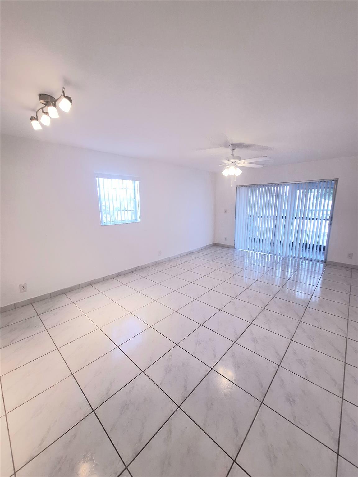 4155 NW 90th Avenue 201, Coral Springs, FL 33065