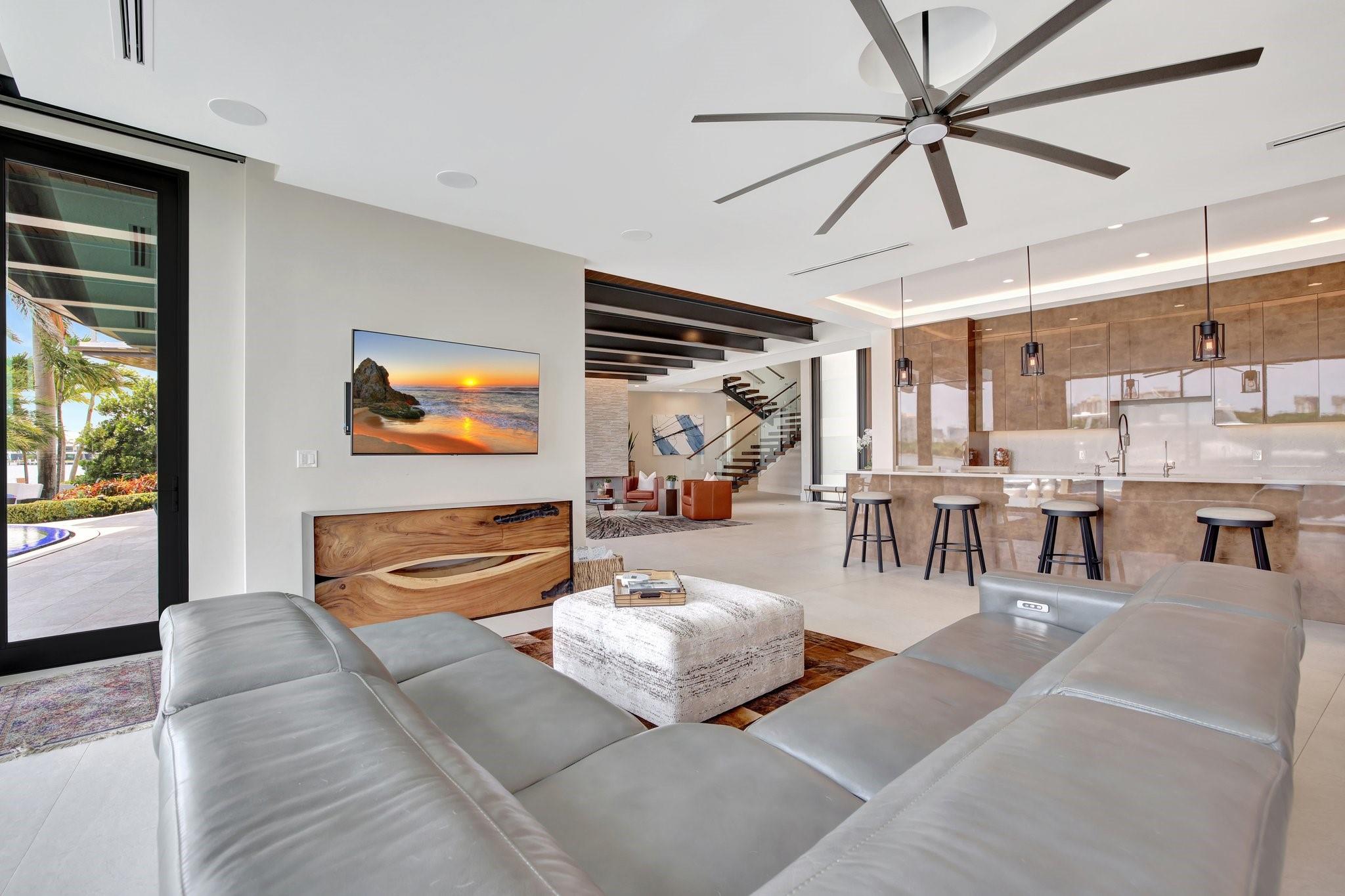 1336 Seminole Drive, Fort Lauderdale, FL 33304