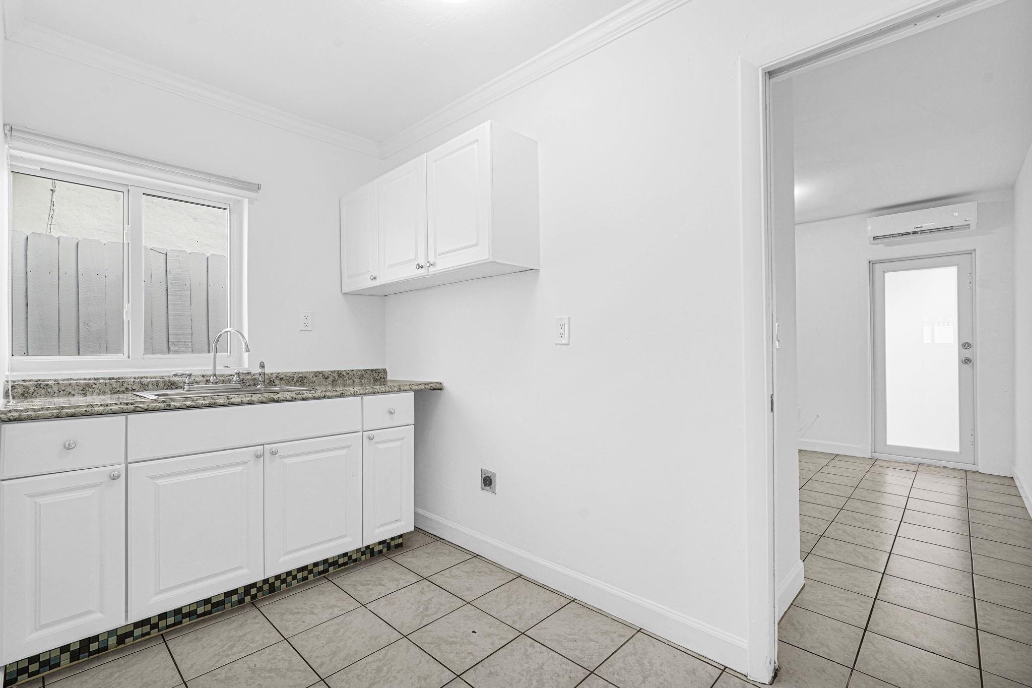 2291 SW 17th Street, Miami, FL 33145