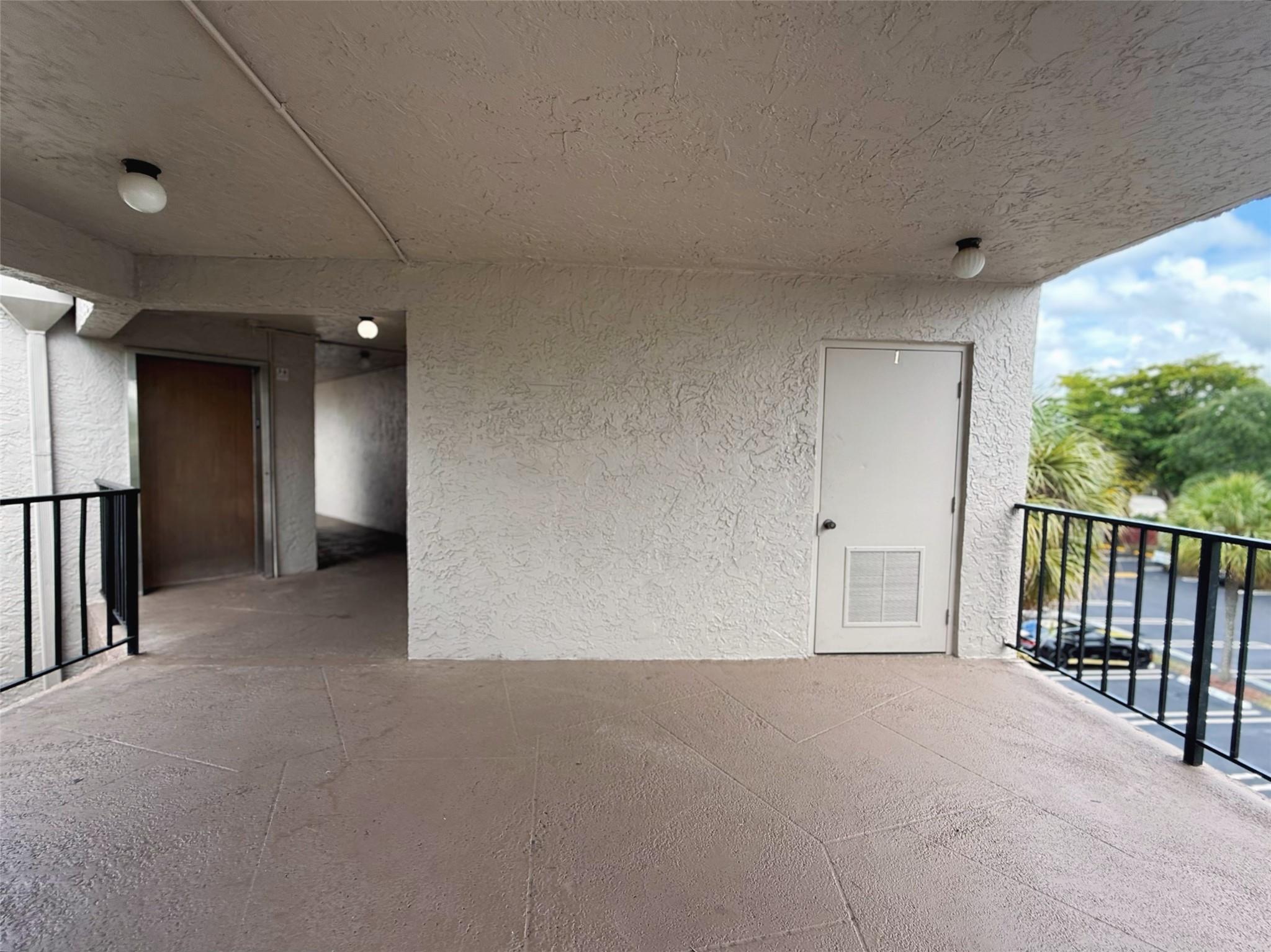 3100 Riverside Drive 307, Coral Springs, FL 33065